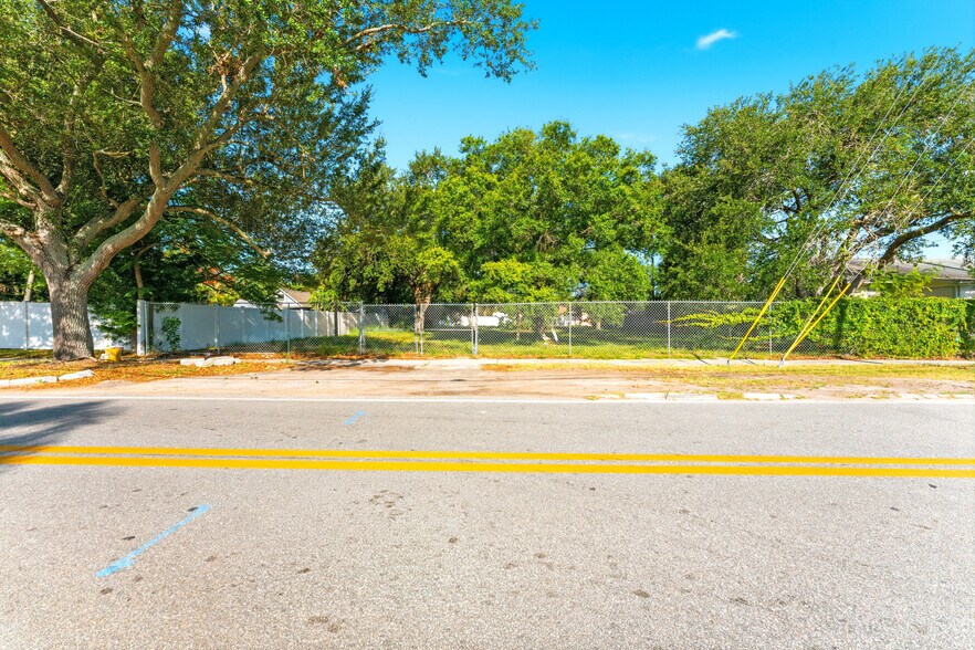 More Photos Of 2205 52nd St S, Gulfport Land For Sale