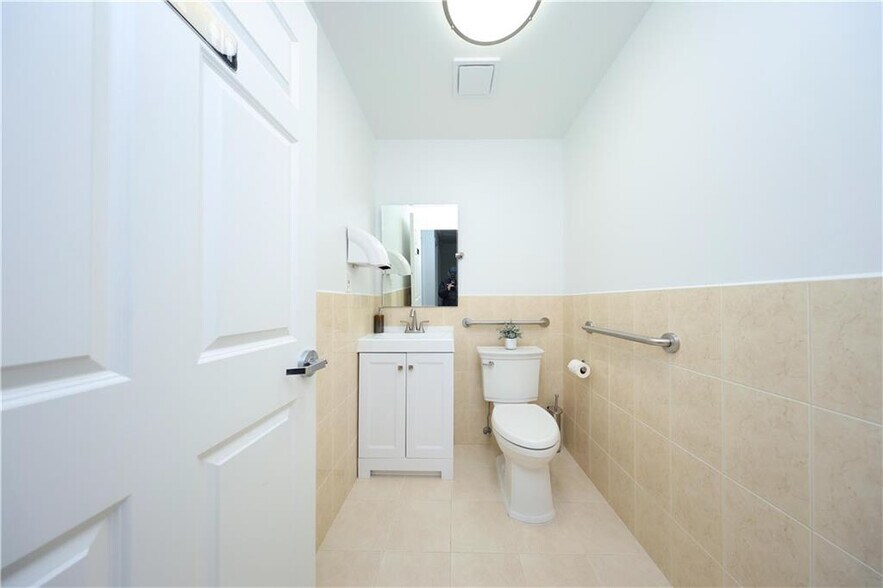 More Photos Of 248 Avenue P, Brooklyn Office Residential For Sale