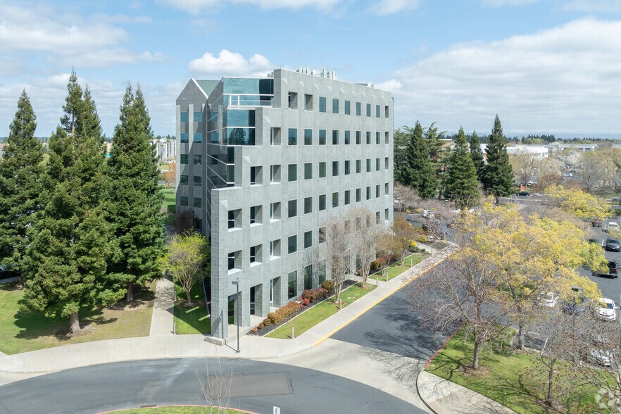 More Photos Of 3100 Zinfandel Dr, Rancho Cordova Office For Lease