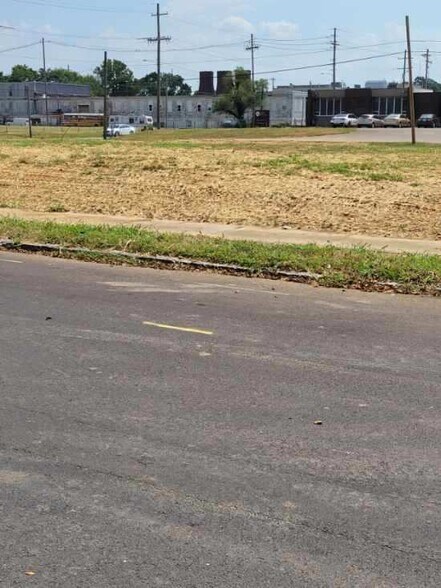 More Photos Of 1330-1340 S 15th St, Louisville Land For Sale