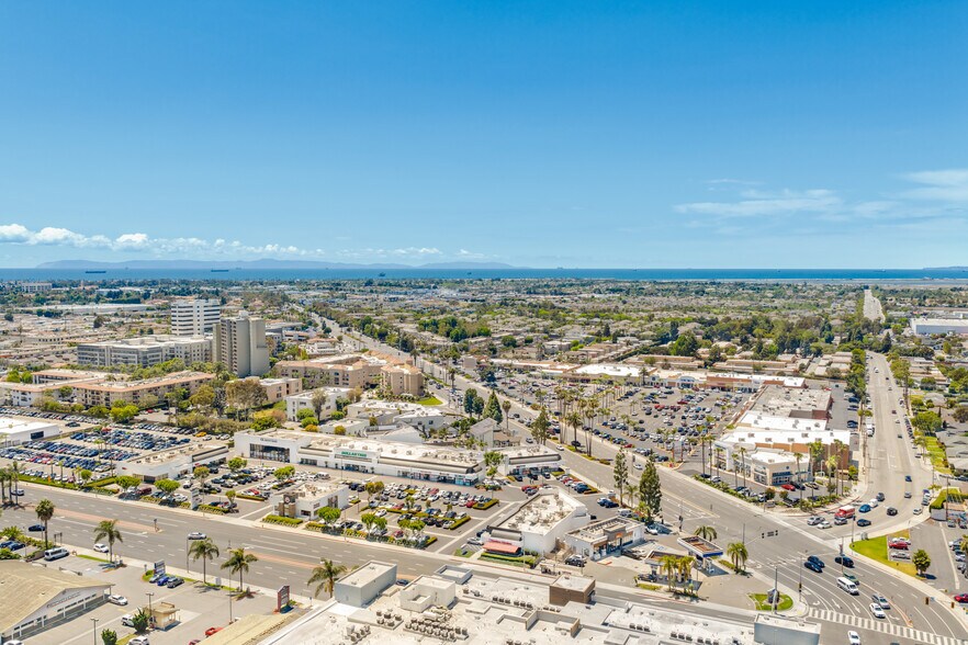 More Photos Of 18581-18631 Beach Blvd, Huntington Beach Unknown For Lease