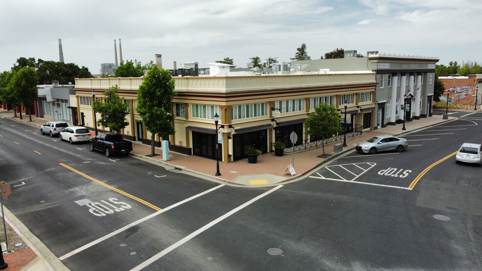 Primary Photo Of 446 Railroad Ave, Pittsburg Storefront Retail Office For Lease