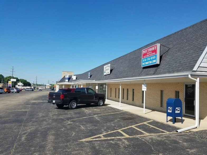 More Photos Of 2317-2323 E Lincolnway, Sterling Medical For Lease