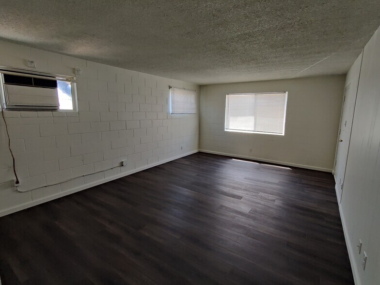 More Photos Of 350 Wonder St, Reno Apartments For Sale