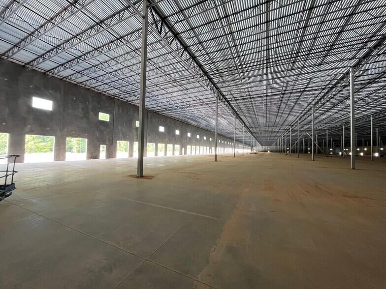 More Photos Of 134 Gildan Drive, Mocksville Manufacturing For Lease