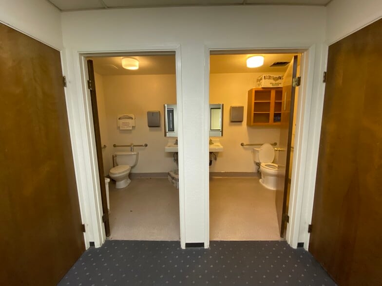 More Photos Of 1117 Lone Palm Ave, Modesto Loft Creative Space For Lease