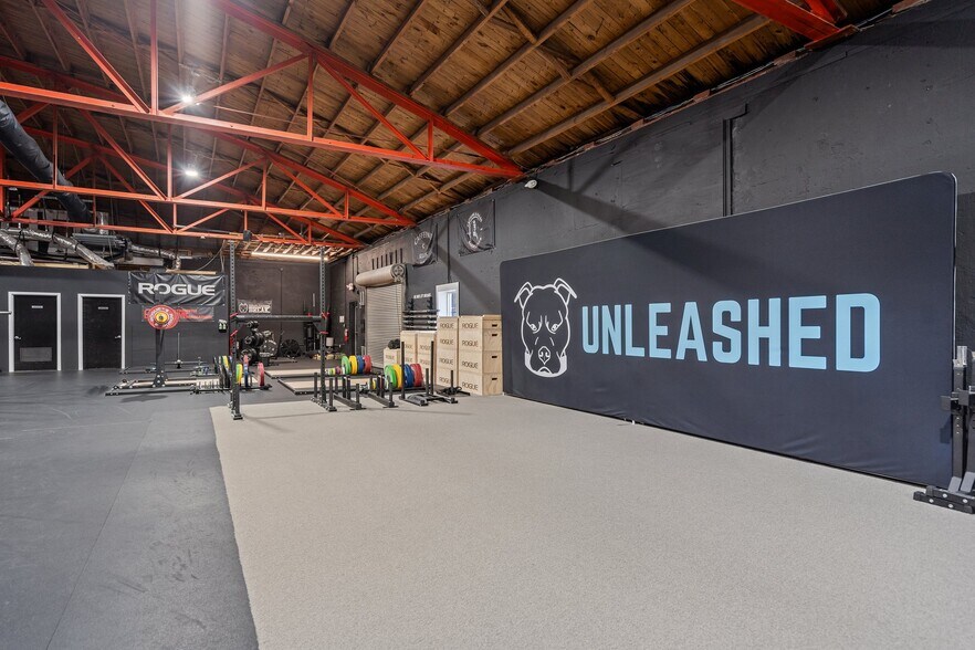 More Photos Of 1108 Princess St, Wilmington Storefront For Sale