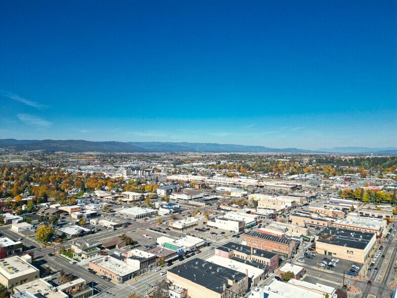 More Photos Of 302 S Main St, Kalispell Restaurant For Sale