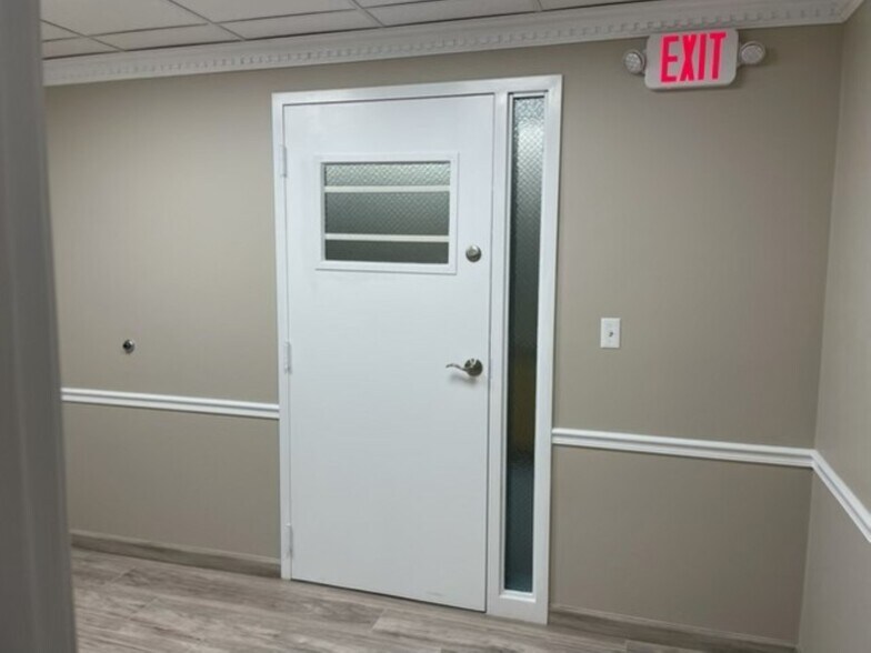 More Photos Of 1010 Grand Army Hwy, Swansea Office For Sale