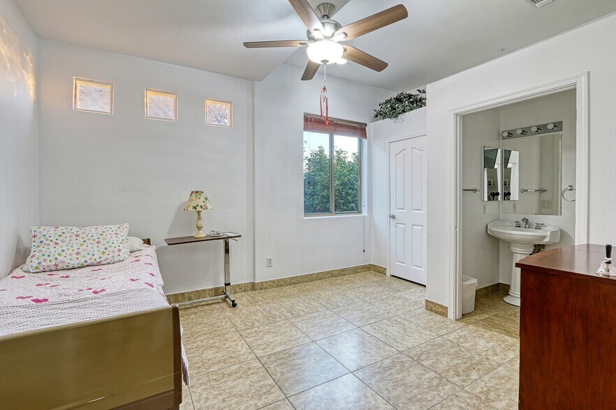 More Photos Of 26808 N 24th Ave, Phoenix Assisted Living For Sale