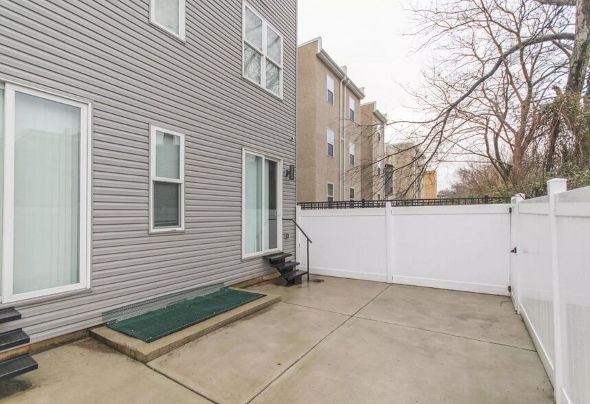More Photos Of 1917 N 7th St, Philadelphia Apartments For Sale