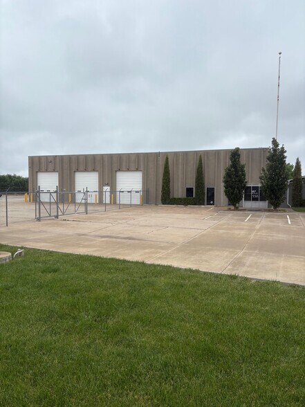 Primary Photo Of 821 E 25th St N, Wichita Industrial For Sale