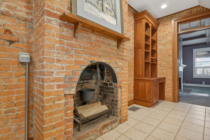 More Photos Of 1441 Saint Marys Ave, Sidney Office For Sale