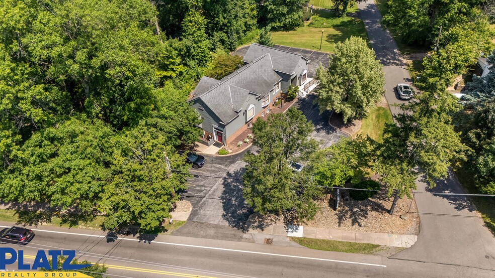 More Photos Of 8501 E Market St, Warren Medical For Sale