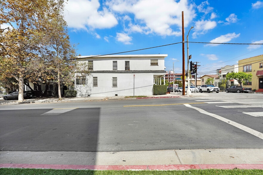 More Photos Of 1059 S Harvard Blvd, Los Angeles Apartments For Sale