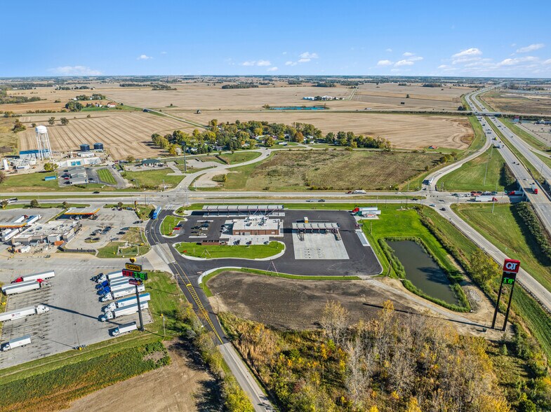 More Photos Of 6579 Garringer-Edgefield rd, Jeffersonville Convenience Store For Sale