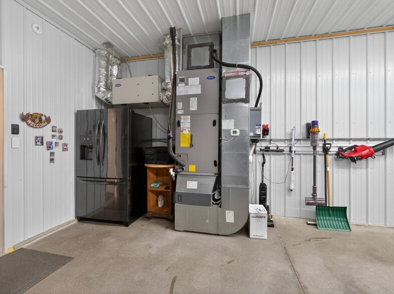 More Photos Of 15306 Covington Rd, Fort Wayne Flex For Sale