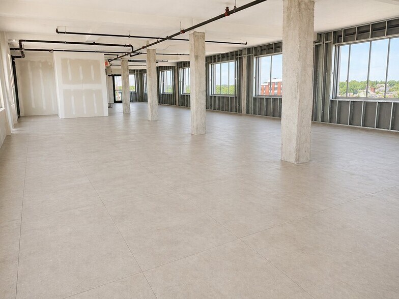 More Photos Of 327 Main St, Greenwood Office For Sale