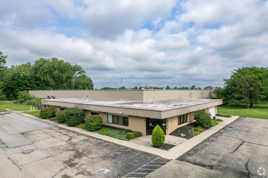 More Photos Of 5454 Alkire Rd, Columbus Warehouse For Sale