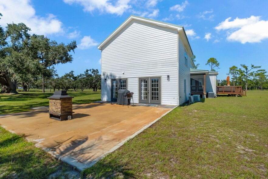 More Photos Of 4004 Golf Course Rd, Perry Lodge Meeting Hall For Sale