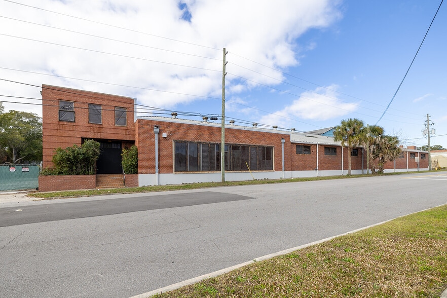 More Photos Of 2127 Hubbard St, Jacksonville Manufacturing For Sale