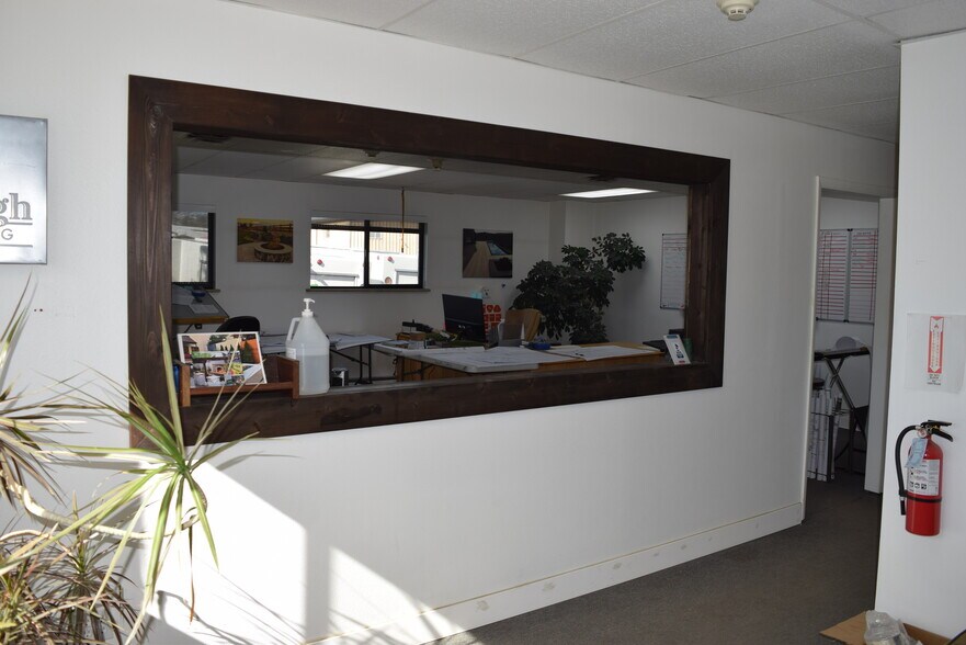 More Photos Of 1125 Depew Ct, Lakewood Unknown For Lease