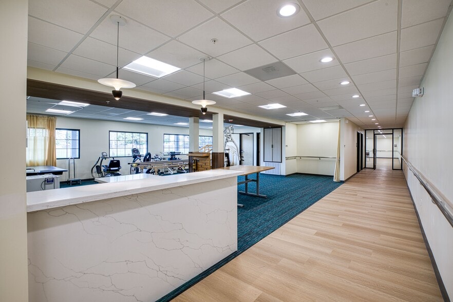 More Photos Of 8291-8295 Westminster Blvd, Westminster Medical For Lease