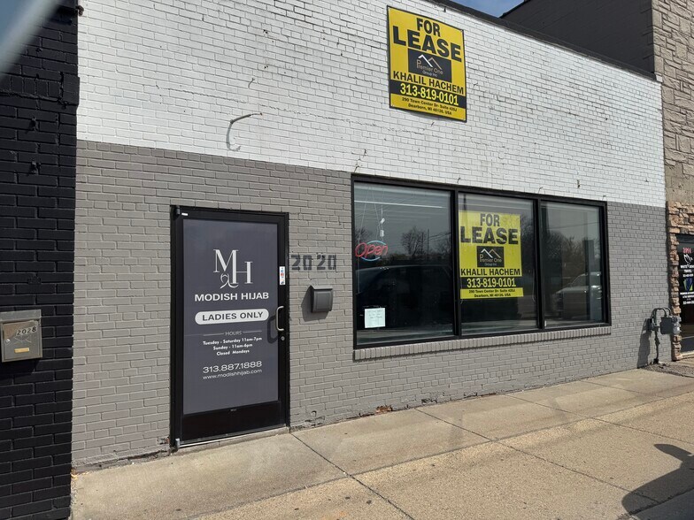 Primary Photo Of 2020 N Telegraph Rd, Dearborn Storefront For Lease
