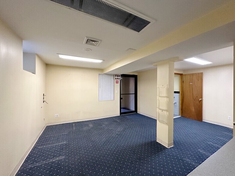 More Photos Of 364-366 97th St, Brooklyn Office Residential For Lease