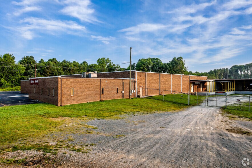 More Photos Of 6027 Stitt St, Monroe Warehouse For Lease