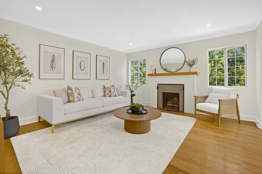 More Photos Of 7621 Norton Ave, West Hollywood Multifamily For Sale