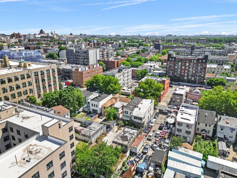More Photos Of 108 Veronica Pl, Brooklyn Land For Sale