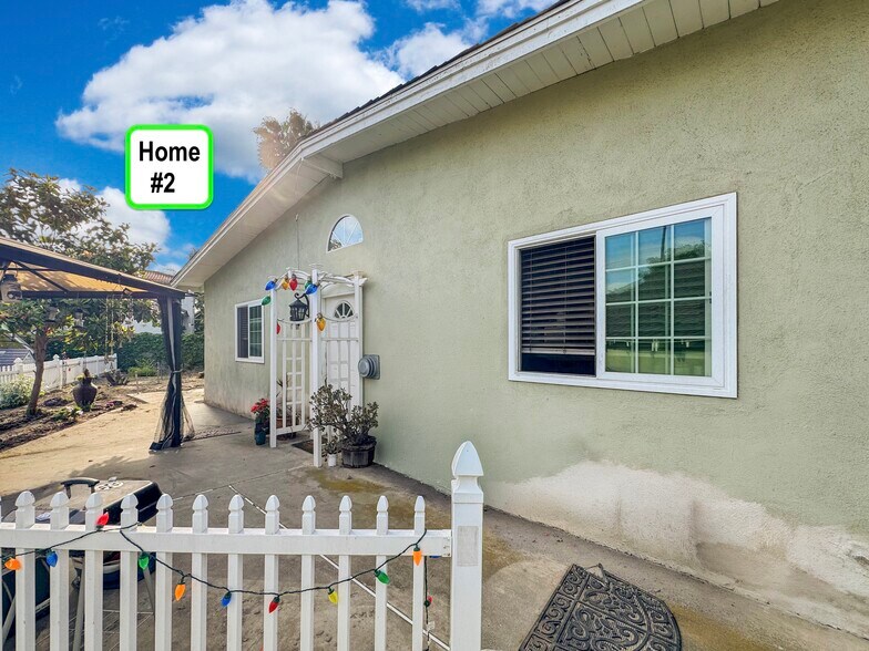 More Photos Of 7736 Sugar Dr, Huntington Beach Apartments For Sale