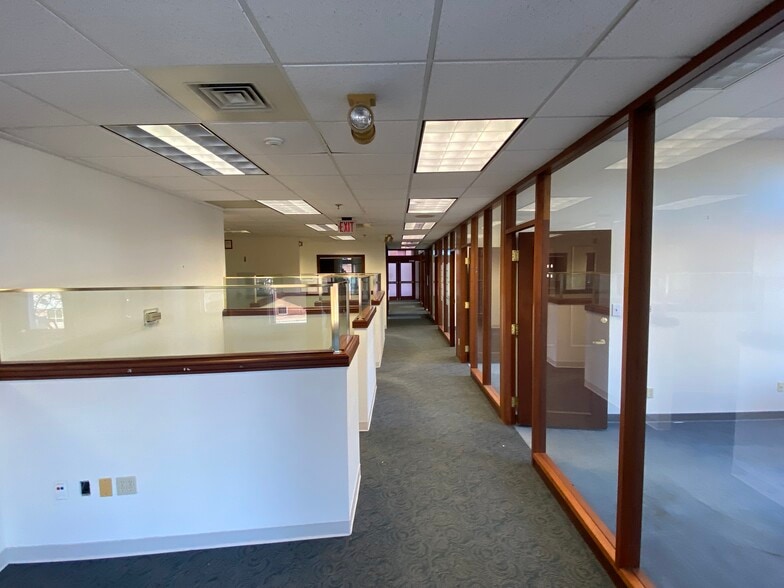 More Photos Of 100 Middle St, Portland Office For Lease