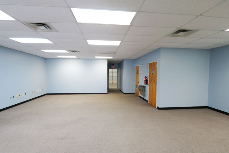 More Photos Of 1097 Highway 101 S, Greer Flex For Lease