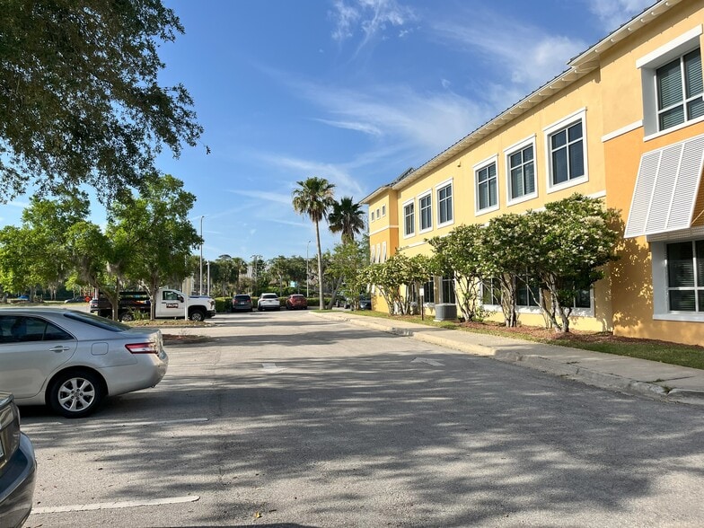 More Photos Of 1909 Beach Blvd, Jacksonville Beach Medical For Sale