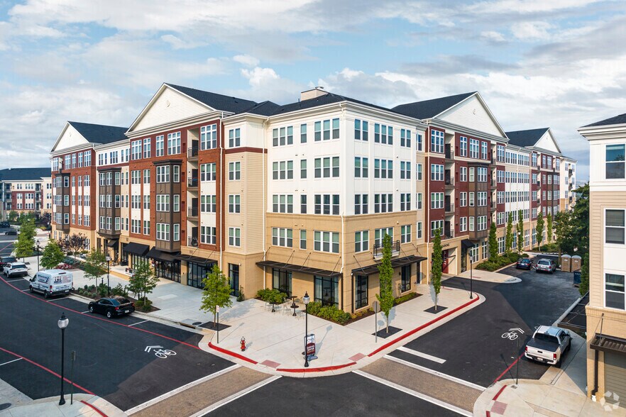More Photos Of 4040 Gateway Dr, Fairfax Apartments For Lease