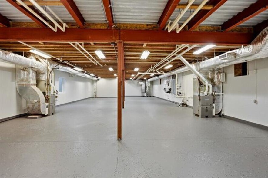 More Photos Of 2010 15th St, Bay City Healthcare For Sale