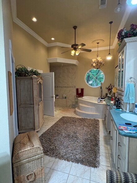 More Photos Of 6529 Asher Rd, Alvarado Specialty For Sale