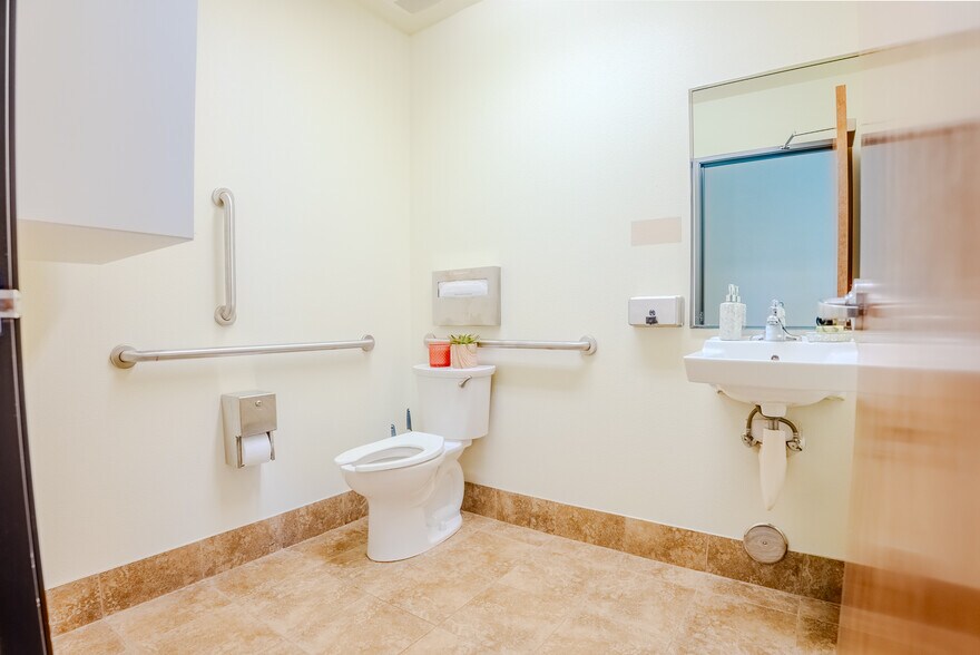 More Photos Of 10593 Double R Blvd, Reno Medical For Sale