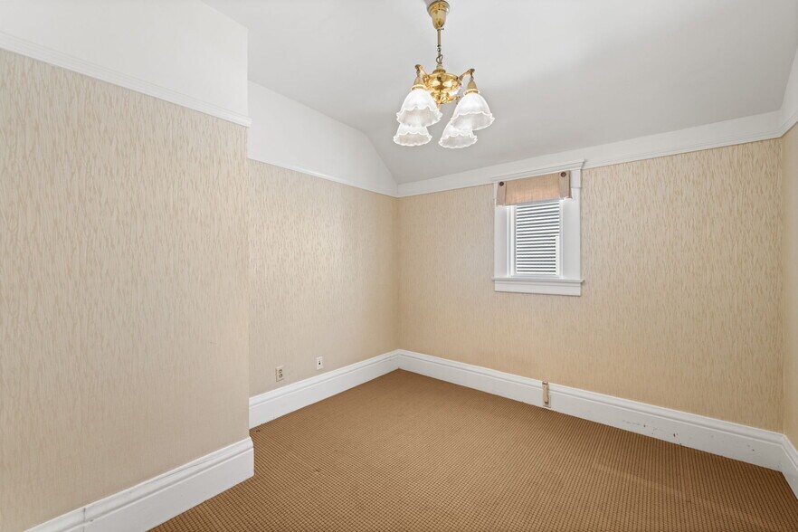 More Photos Of 503 W Palm Dr, Placentia Office Residential For Lease