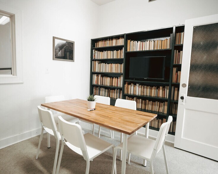 More Photos Of 1108 McKennie Ave, Nashville Loft Creative Space For Lease