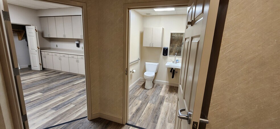 More Photos Of 200 Arh Ln, Low Moor Hospital For Sale