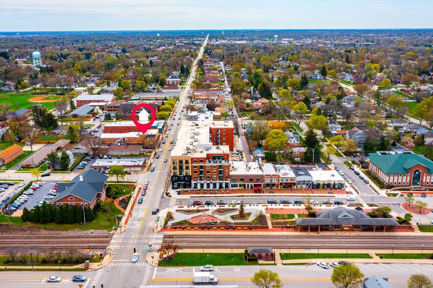 More Photos Of 25 S Cass Ave, Westmont Storefront For Lease
