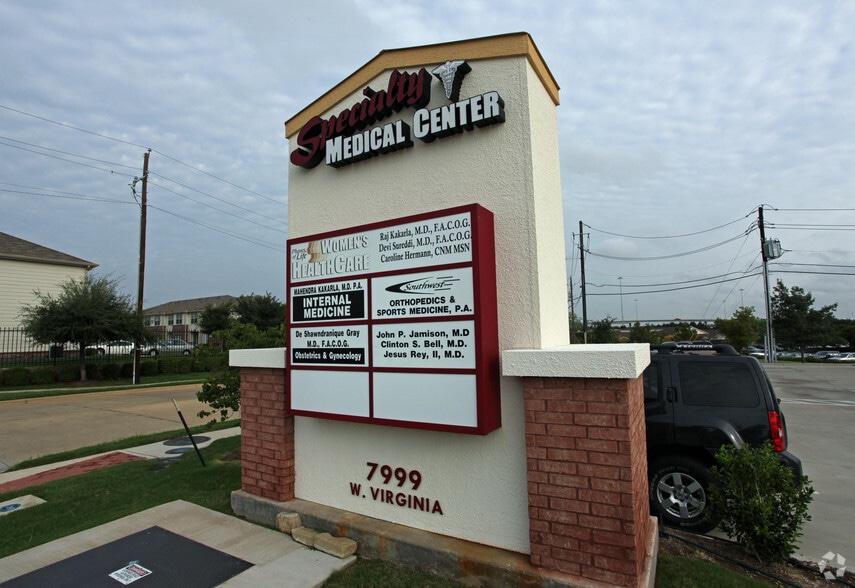 More Photos Of 7999 West Virginia Dr, Dallas Medical For Lease