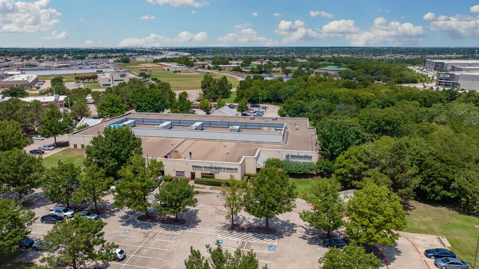 More Photos Of 1600 Republic Pky, Mesquite Unknown For Lease