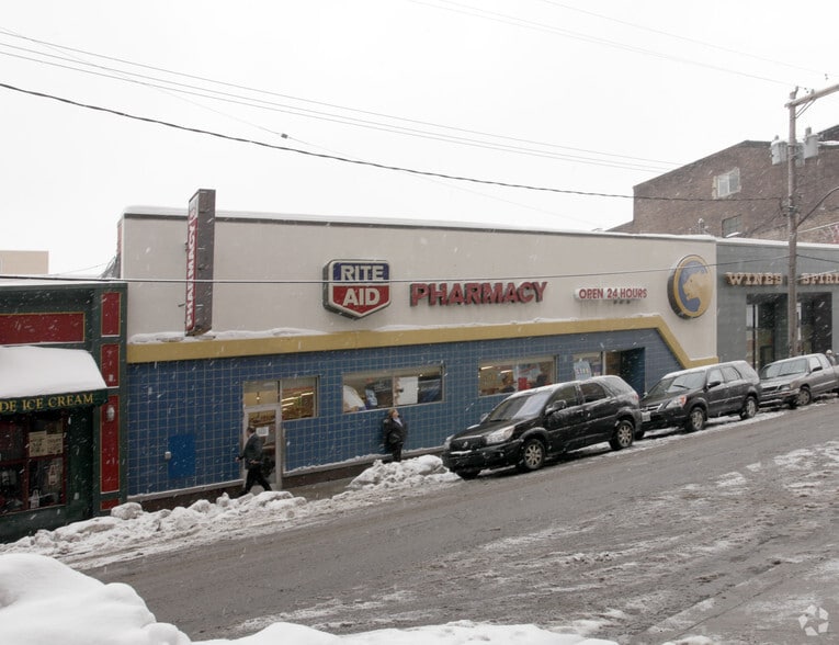 Primary Photo Of 209 Atwood St, Pittsburgh Drugstore For Lease