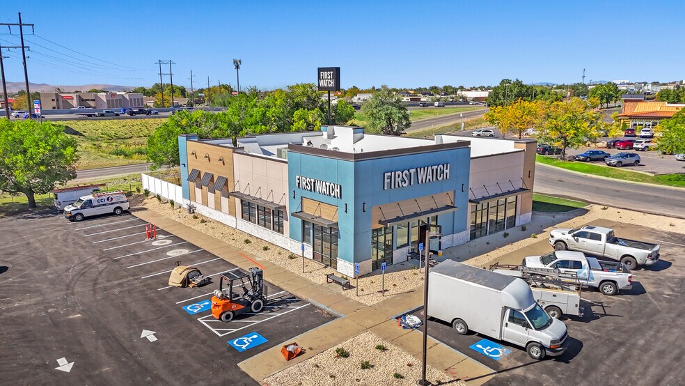 More Photos Of 991 N 400 Way, Layton Restaurant For Sale