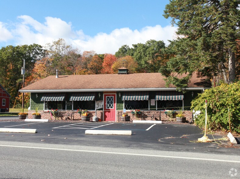 More Photos Of 3721 Rt-9n, Diamond Point Restaurant For Sale