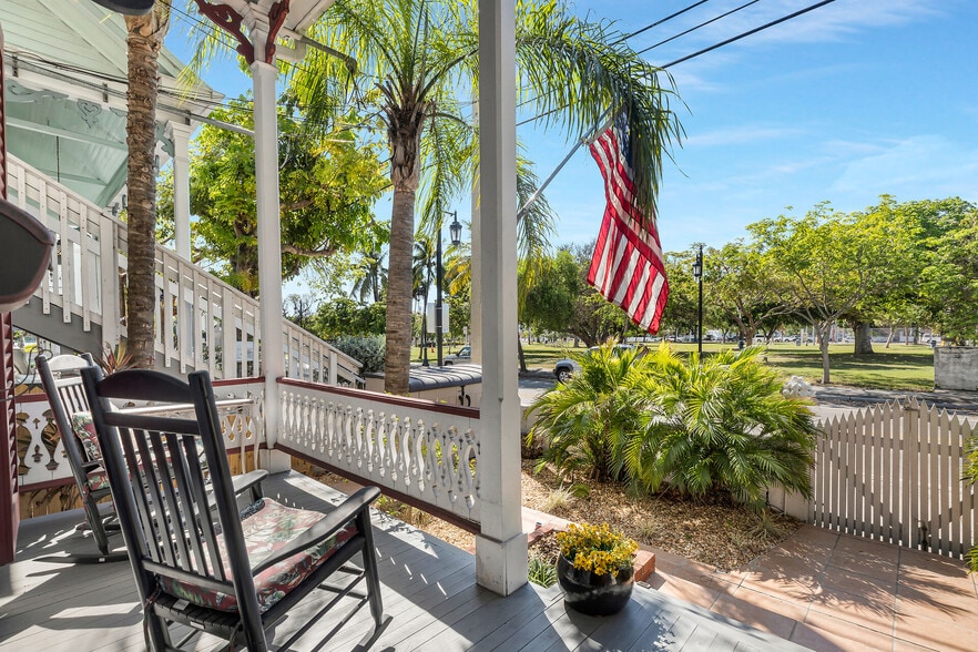 More Photos Of 1409 Truman Ave, Key West Specialty For Sale